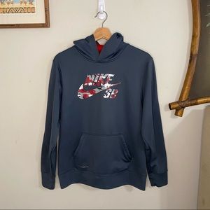 Nike SB hoodie. Teens XL 13-15 yrs
